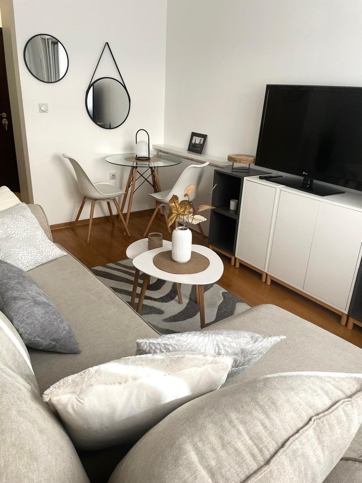 Dnevni boravak — City Point Apartment, stan na dan Banja Luka