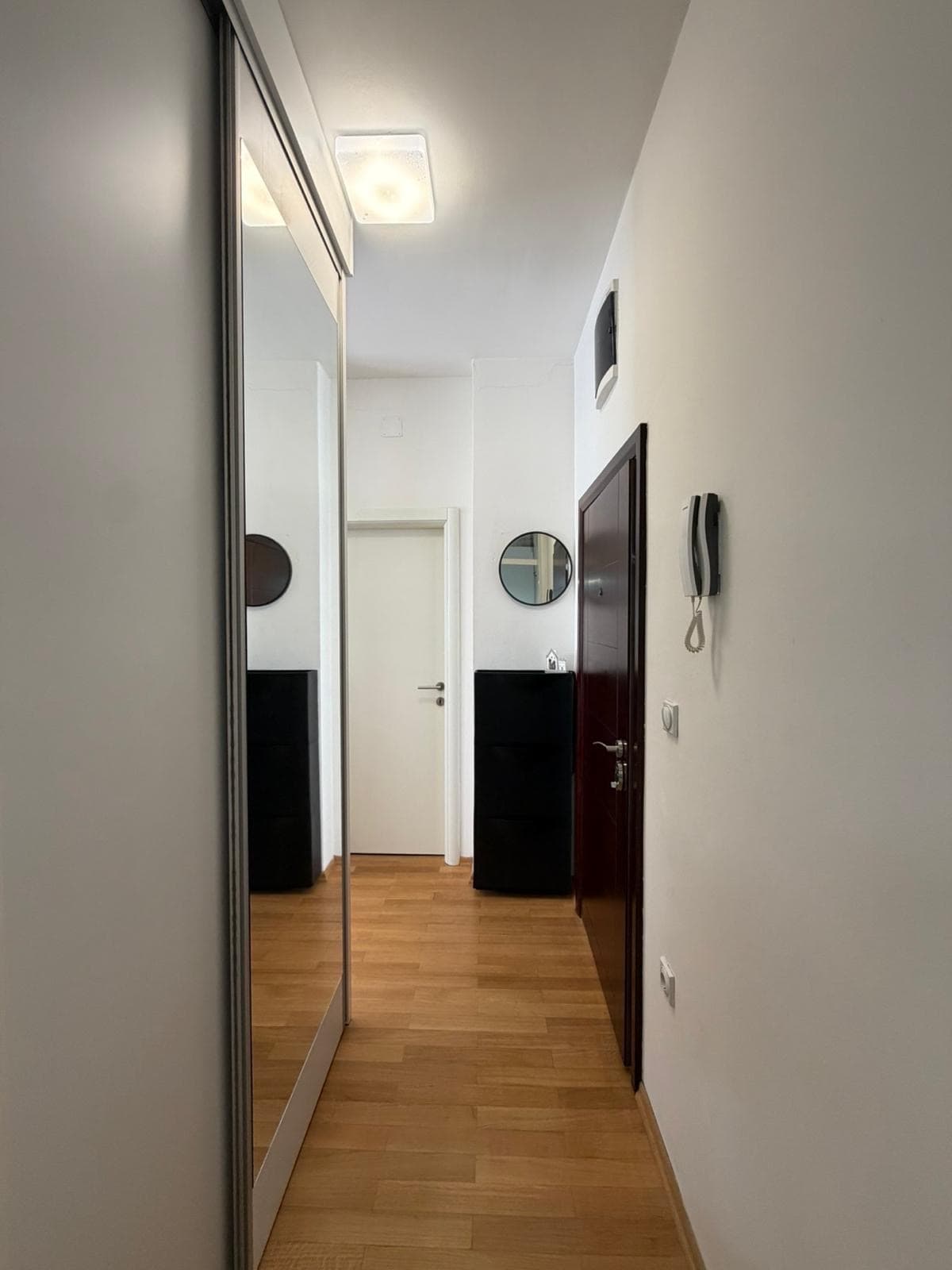 Hodnik — City Point Apartment, stan na dan Banja Luka